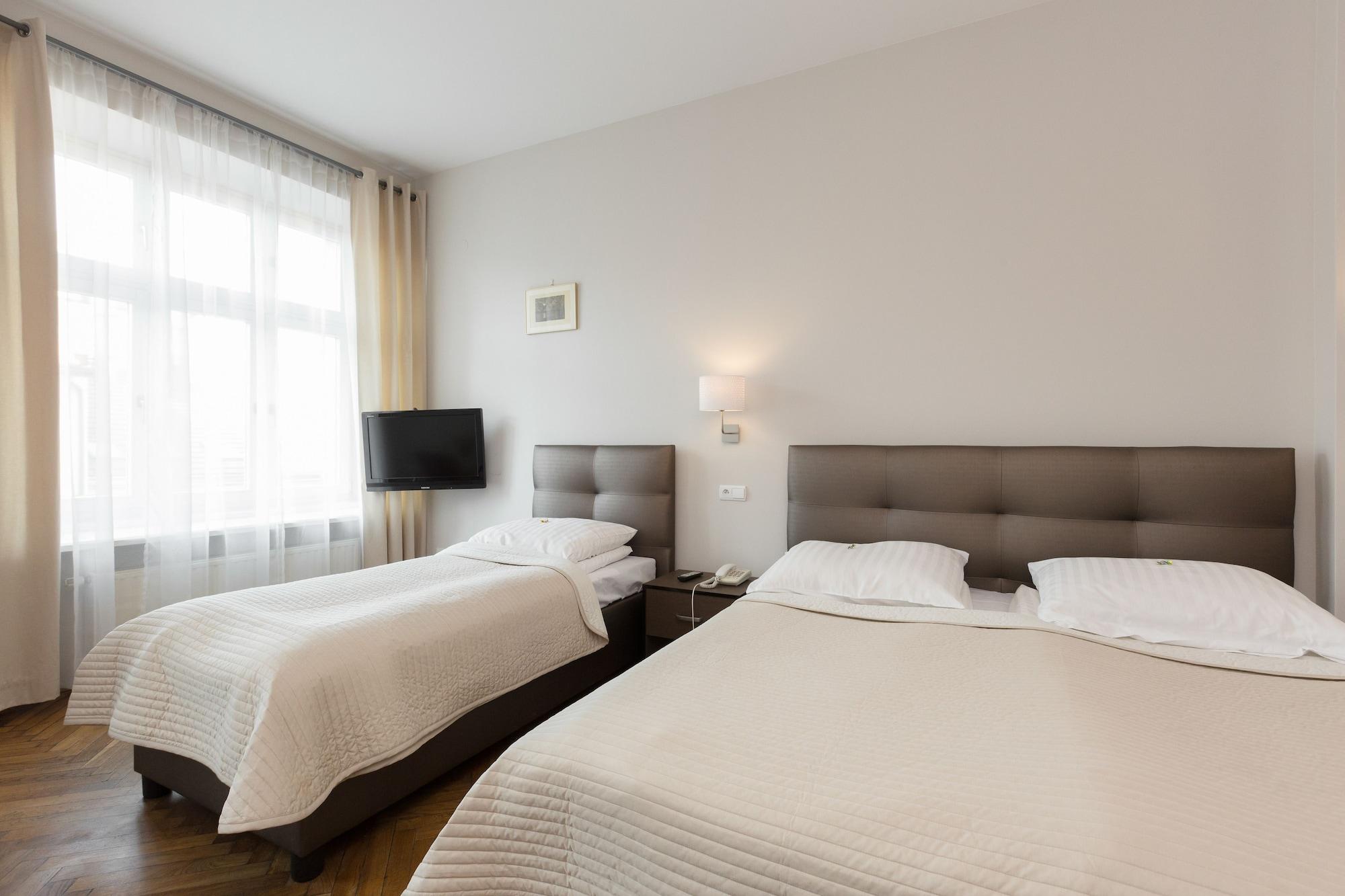 Hotel Floryan Old Town Cracovia Exterior foto